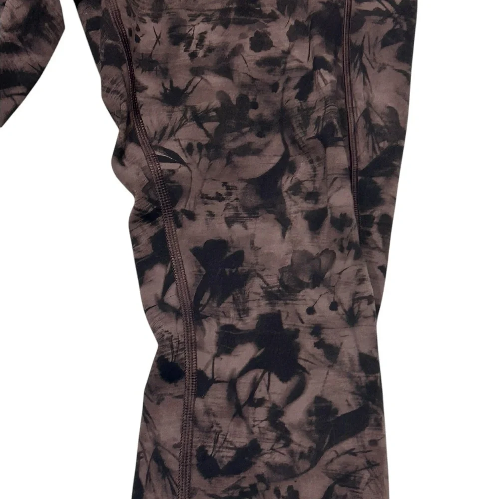 Lululemon In Movement Tight Legging 25" Mini Dusk Floral Antique Bark Black sz10 - Picture 2 of 10